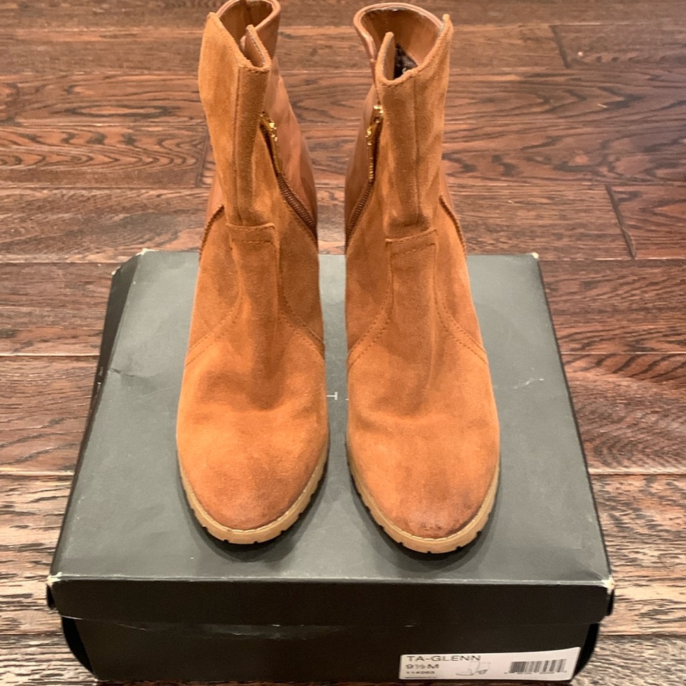 Heeled ankle boots
